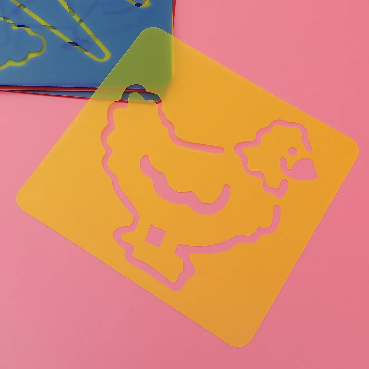 Набор из 12 шаблонов для детского творчества: трафареты для рисования, развивающие мелкую моторику, воображение и креативность
Набор из 12 шаблонов для детского творчества: трафареты для рисования, развивающие мелкую моторику, воображение и креативность