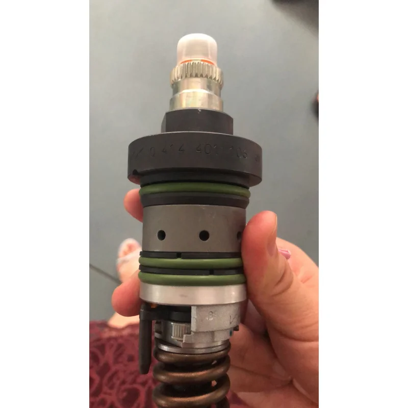 Deutz Unit Injector 02113002 Unit Injector 24425954 Bosch Unit Injector 0414401106
Deutz Unit Injector 02113002 Unit Injector 24425954 Bosch Unit Injector 0414401106