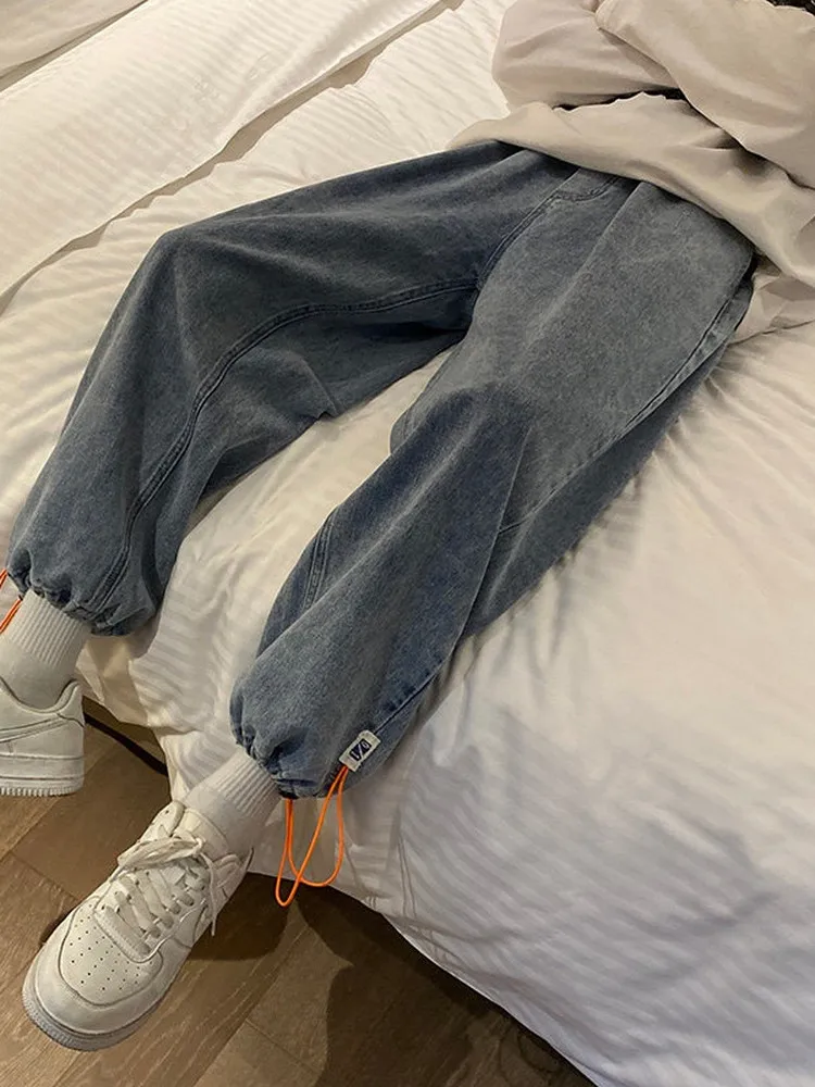 Trendy Loose Men's Jeans Spring Autumn Straight Leg Wide Leg Pants Hong Kong Style Ins Drawstring Long Trousers
Trendy Loose Men's Jeans Spring Autumn Straight Leg Wide Leg Pants Hong Kong Style Ins Drawstring Long Trousers