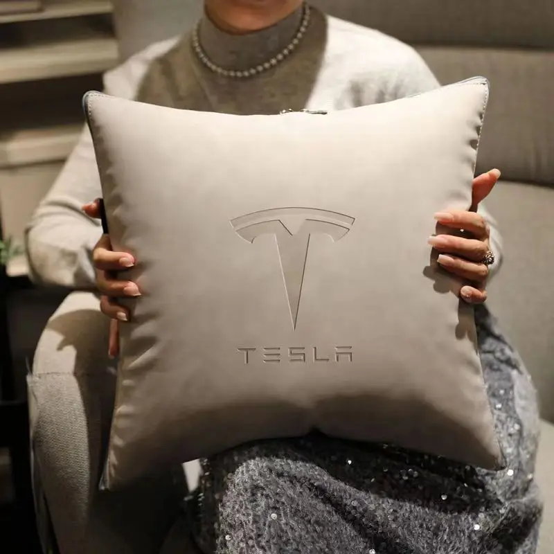 Автомобильная подушка двойного назначения, стеганое одеяло для Tesla модели 3 X S Y, Автомобильная подушка на сиденье, складное одеяло, подушка Tesla модели Y 2023, автомобильные аксессуары
Автомобильная подушка двойного назначения, стеганое одеяло для Tesla модели 3 X S Y, Автомобильная подушка на сиденье, складное одеяло, подушка Tesla модели Y 2023, автомобильные аксессуары