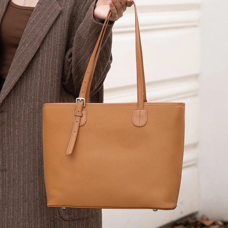 Ladies Genuine Leather Bucket Shoulder Bag Women's Vintage High Quality Simple Handbag Luxury Female Large Capacity Bucket Bags
Ladies Genuine Leather Bucket Shoulder Bag Women's Vintage High Quality Simple Handbag Luxury Female Large Capacity Bucket Bags