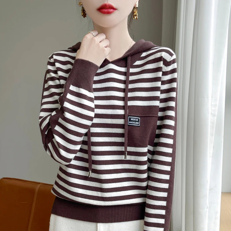 High End Autumn And Winter Wool Sweater Knitted Sweater New Striped Western-style Hoodie Hooded Sweater Loose Korean Version Top
High End Autumn And Winter Wool Sweater Knitted Sweater New Striped Western-style Hoodie Hooded Sweater Loose Korean Version Top