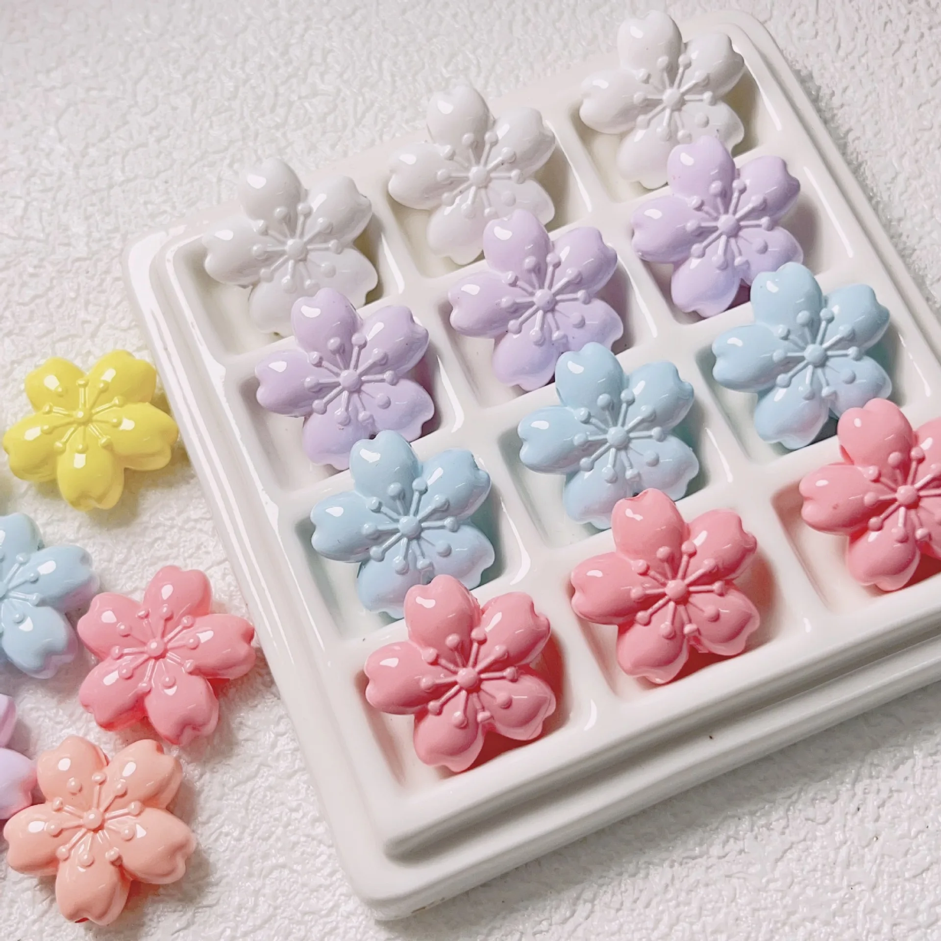 DIY Jewelry Findings Solid Colors Sakura Flowers Acrylic Beads Fit Girl Bubblegum Necklace Bracelet Earring Making 23*24mm 60pcs
DIY Jewelry Findings Solid Colors Sakura Flowers Acrylic Beads Fit Girl Bubblegum Necklace Bracelet Earring Making 23*24mm 60pcs