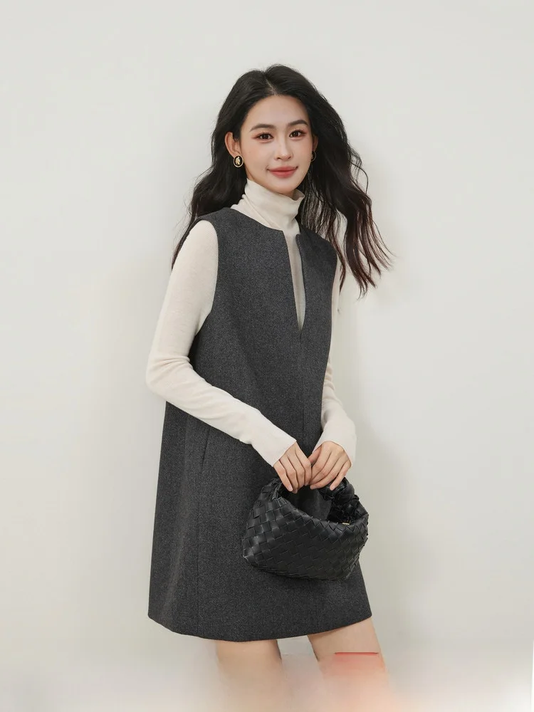 Женская юбка средней длины из шерстяной смеси с V-образным вырезом, однотонная, для повседневной носки, утепленная, зимняя
Женская юбка средней длины из шерстяной смеси с V-образным вырезом, однотонная, для повседневной носки, утепленная, зимняя