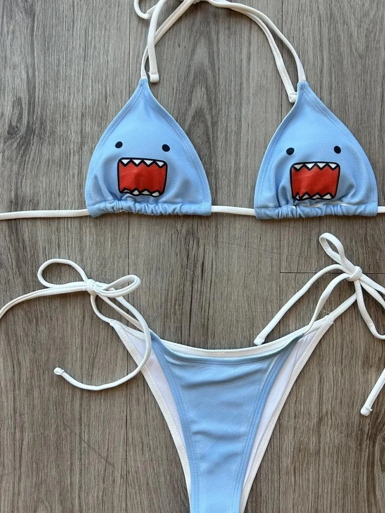 Cute shark print triangle bikini set, light blue camisole strap thong swimsuit 2-piece set, Kawaii beach women's swimsuit
Cute shark print triangle bikini set, light blue camisole strap thong swimsuit 2-piece set, Kawaii beach women's swimsuit