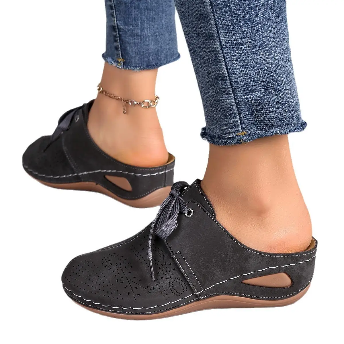 Large Size Hollow out Sandals Women's Summer Slip-On oes Lace-Up Platform Heel Semi-Slippers Breathable Open-Toe Footwear
Large Size Hollow out Sandals Women's Summer Slip-On oes Lace-Up Platform Heel Semi-Slippers Breathable Open-Toe Footwear