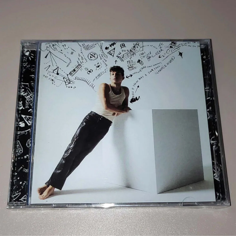 CD 'CHARLIE' Is The Third Studio Album By American Singer-songwriter **Charlie Puth**, Released on October 7, 2022.
CD 'CHARLIE' Is The Third Studio Album By American Singer-songwriter **Charlie Puth**, Released on October 7, 2022.