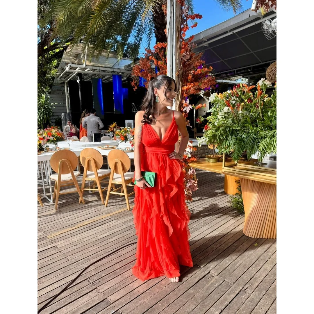 Lena Sleeveless Robe De Cocktail Femme Gala Dress Customized Luxurious Women's Evening Dresses Luxury 2025 V-neck Multi-layer
Lena Sleeveless Robe De Cocktail Femme Gala Dress Customized Luxurious Women's Evening Dresses Luxury 2025 V-neck Multi-layer