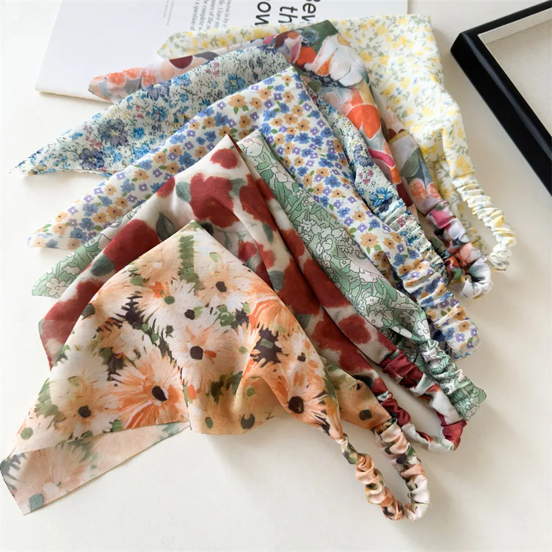 Bohemia Style Women Bandana Headband Scarf Floral Print Paisley Bandanas Headwear Vintage Triangle Head Scarf Hair Accessories
Bohemia Style Women Bandana Headband Scarf Floral Print Paisley Bandanas Headwear Vintage Triangle Head Scarf Hair Accessories