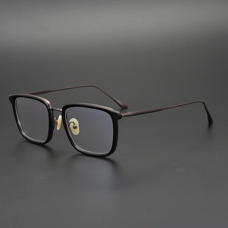 Hard style box, Japanese handmade red copper color wide face glasses, men's big face frame, pure titanium sturdy and ultra-light
Hard style box, Japanese handmade red copper color wide face glasses, men's big face frame, pure titanium sturdy and ultra-light