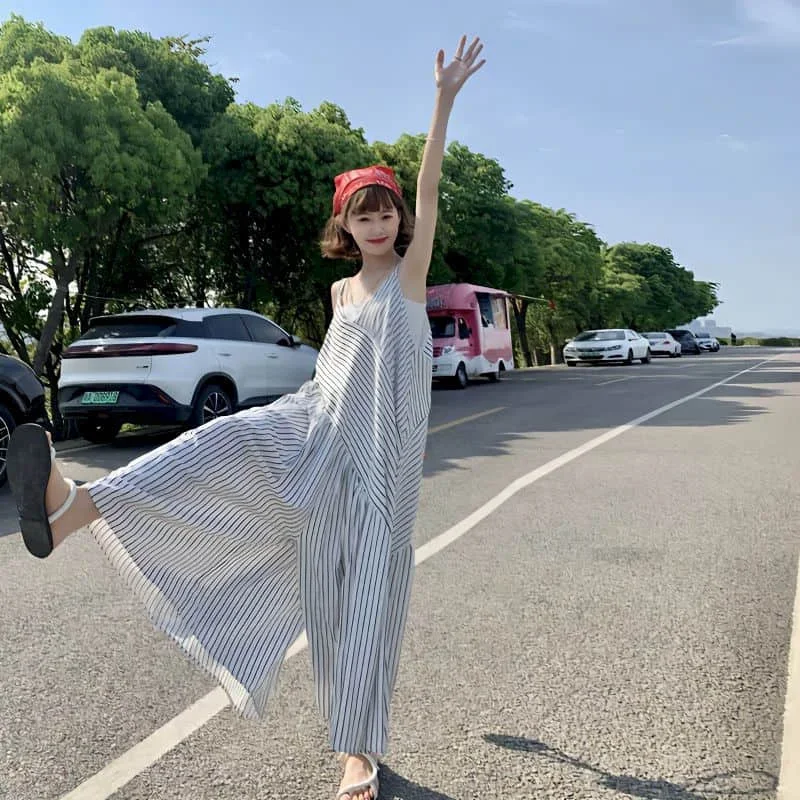 Oversized Jumpsuits Women Loose Sleeveless Playsuits Casual Vintage One Piece Outfit Women Korean Fashion Striped Wide Leg Pants
Oversized Jumpsuits Women Loose Sleeveless Playsuits Casual Vintage One Piece Outfit Women Korean Fashion Striped Wide Leg Pants