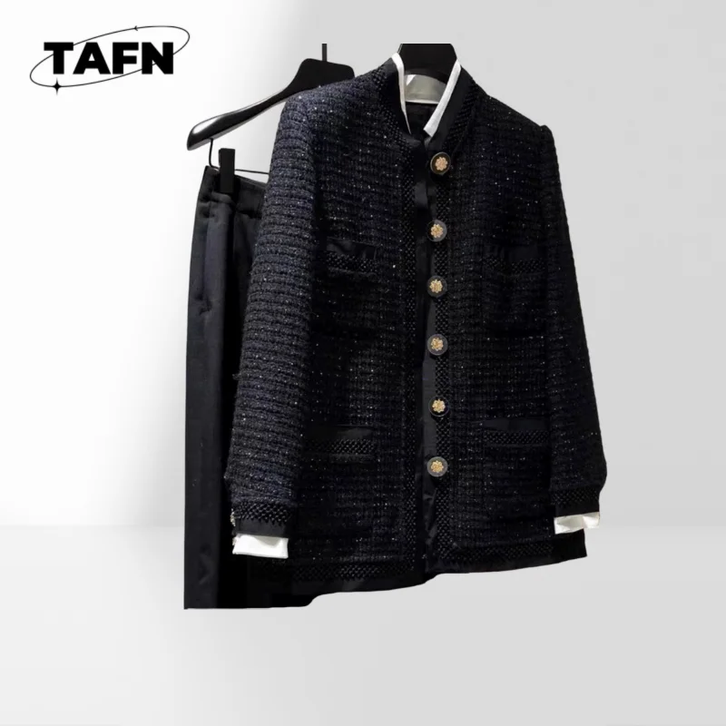 Formal Blazer for Men Stylish Office Wear Suit Business Style Blazer for Women Comfortable & Stylish AI1508
Formal Blazer for Men Stylish Office Wear Suit Business Style Blazer for Women Comfortable & Stylish AI1508