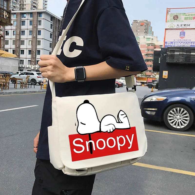 Snoopy Shoulder Bag Fashion Cartoon Large Capacity Versatile Canvas Women Crossbody Bags Solid Color Flip Casual Handbag Gift
Snoopy Shoulder Bag Fashion Cartoon Large Capacity Versatile Canvas Women Crossbody Bags Solid Color Flip Casual Handbag Gift