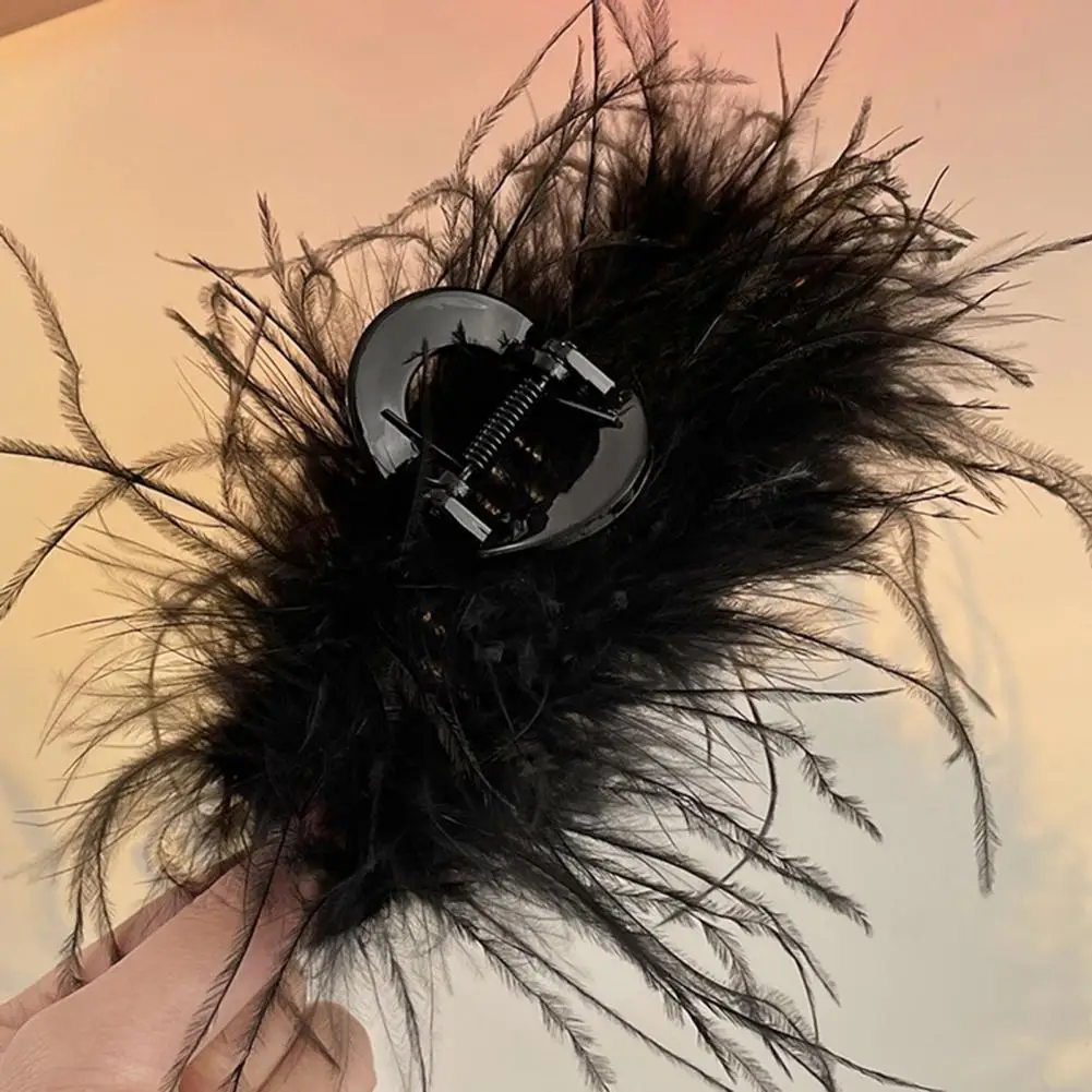 Anti-Slip Cartoon Shark Hair Clip for Women - Decorative Faux Feather Hair Claw with Strong Grip Hair Accessories
Anti-Slip Cartoon Shark Hair Clip for Women - Decorative Faux Feather Hair Claw with Strong Grip Hair Accessories