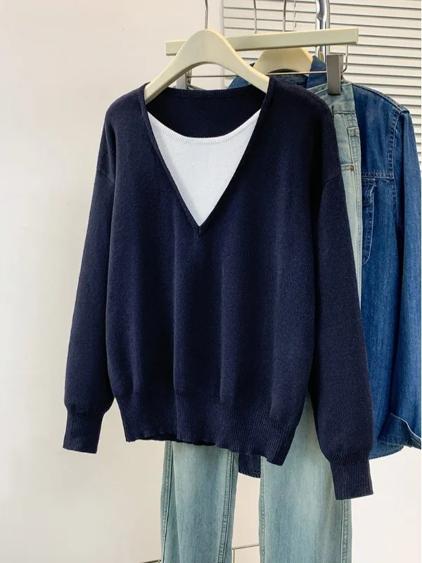 plus Size Casual Loose Knitwear Casual Style Fake Two-Piece Blue Long Sleeve round Neck Sweater for plus Size Women Autumn Wear
plus Size Casual Loose Knitwear Casual Style Fake Two-Piece Blue Long Sleeve round Neck Sweater for plus Size Women Autumn Wear