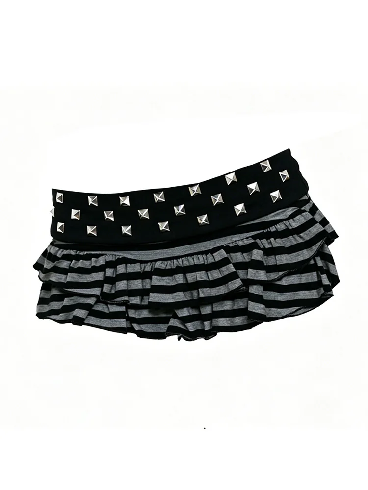 2026 Summer New Women's Wear Y2K Grunge Black and Grey Striped Ruffle Mini Skirt High Waist Elastic Waist Tight A-line Skirt
2026 Summer New Women's Wear Y2K Grunge Black and Grey Striped Ruffle Mini Skirt High Waist Elastic Waist Tight A-line Skirt