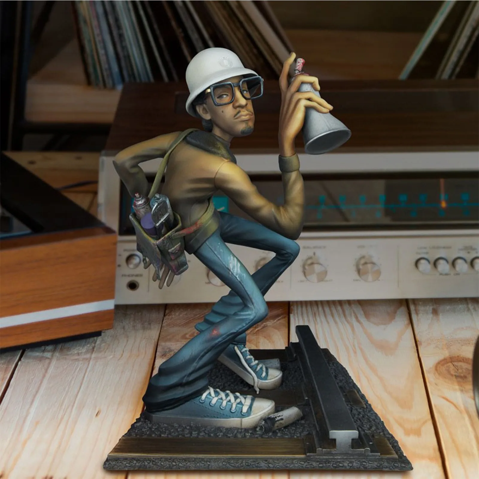 Hip Hop Singer Resin Decoration Figurines Rapper Star Sculpture Modern Art Resin Crafts for Desktop Decoration Home Decor Gift
Hip Hop Singer Resin Decoration Figurines Rapper Star Sculpture Modern Art Resin Crafts for Desktop Decoration Home Decor Gift