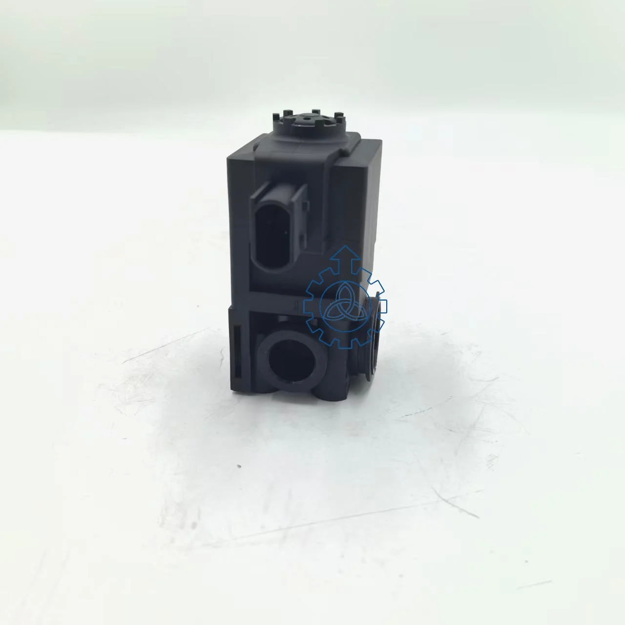 Электромагнитный клапан для грузовиков VOLVO V4, OEM: 23439998, 21472978, 24145125, 21438588, 21739606
Электромагнитный клапан для грузовиков VOLVO V4, OEM: 23439998, 21472978, 24145125, 21438588, 21739606