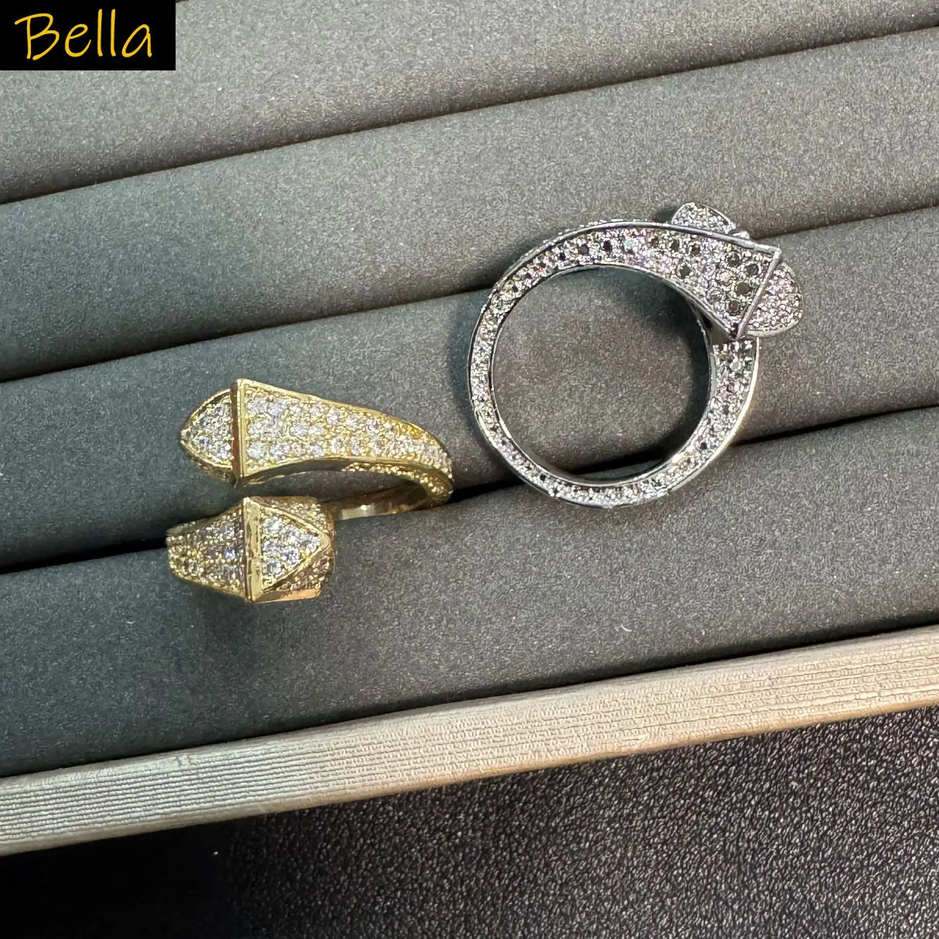 Sparkling Open Ring Full Paved Cubic Zirconia Statement Ring Adjustable Jewelry for Women gold silver color
Sparkling Open Ring Full Paved Cubic Zirconia Statement Ring Adjustable Jewelry for Women gold silver color