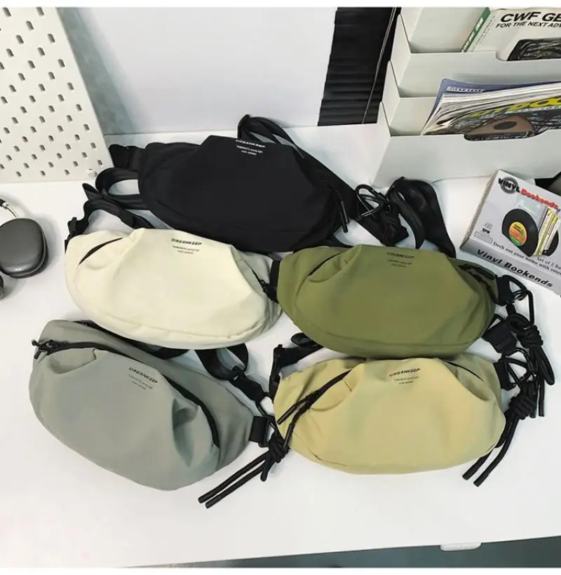 Newly Sporty Crossbody Bag for Men small Single Shoulder Bags Adjustable straps Mobile Phone earphone carry Nylon Waist Pack
Newly Sporty Crossbody Bag for Men small Single Shoulder Bags Adjustable straps Mobile Phone earphone carry Nylon Waist Pack