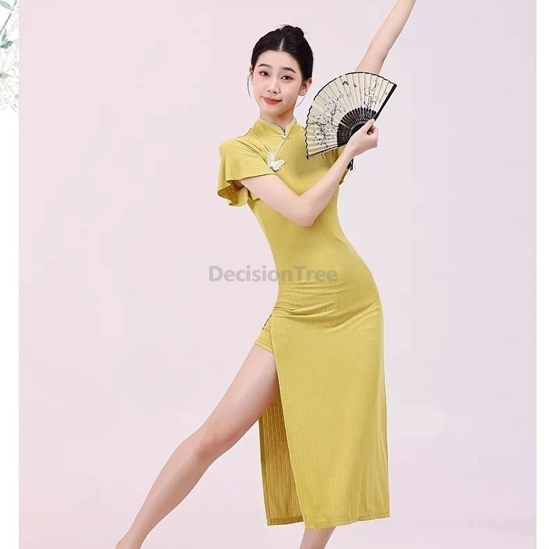 2025 temperament classical dance qipao female chinese dance practice dress lotus leaf sleeve ethnic style performance costume
2025 temperament classical dance qipao female chinese dance practice dress lotus leaf sleeve ethnic style performance costume
