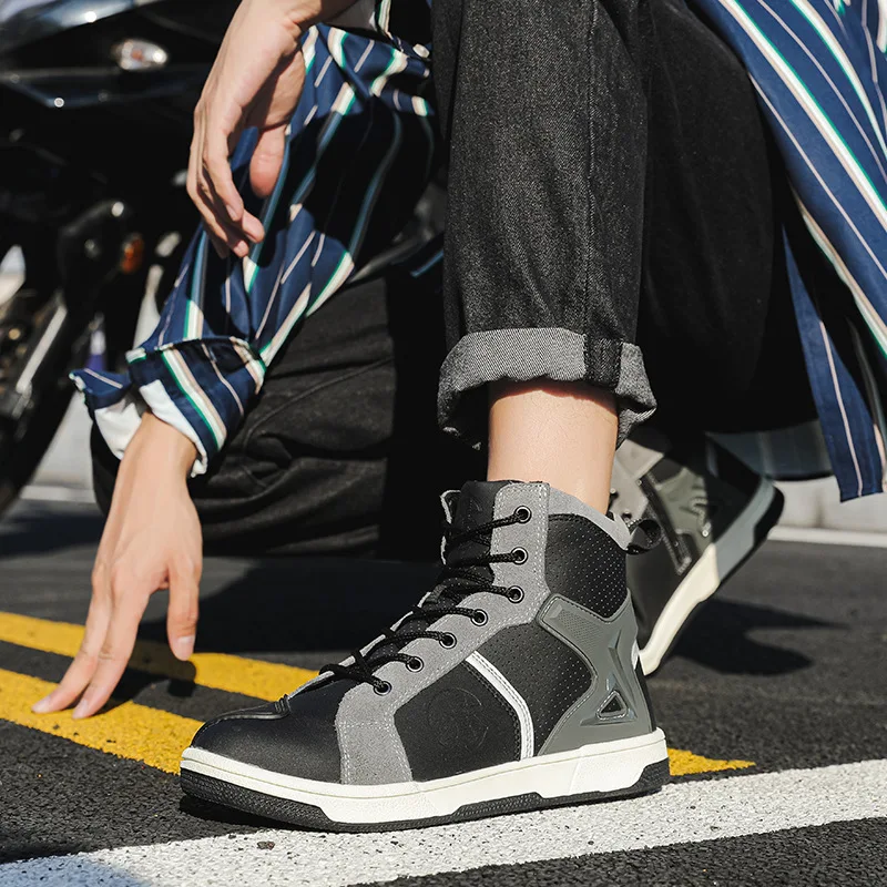 Motos Riders Protective Boots Waterproof Motorcycle Boots Non-slip Motocross Mountain Racing Shoes Casual Shoes 
Motos Riders Protective Boots Waterproof Motorcycle Boots Non-slip Motocross Mountain Racing Shoes Casual Shoes
