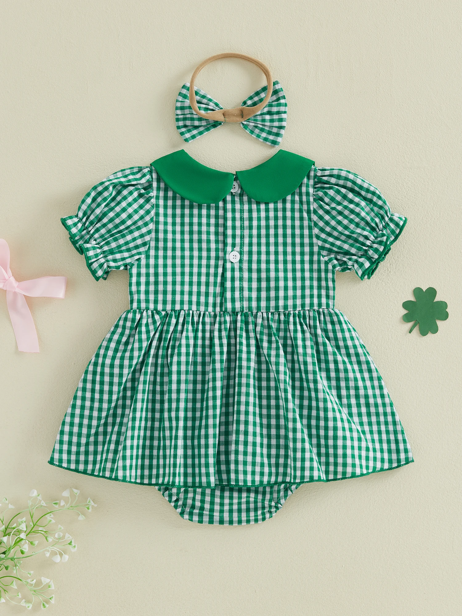 Платье-комбинезон с цветочным принтом и рюшами на рукавах для маленьких девочек, комплект с подходящей повязкой на голову с бантом, повседневный летний наряд для маленьких девочек
Платье-комбинезон с цветочным принтом и рюшами на рукавах для маленьких девочек, комплект с подходящей повязкой на голову с бантом, повседневный летний наряд для маленьких девочек