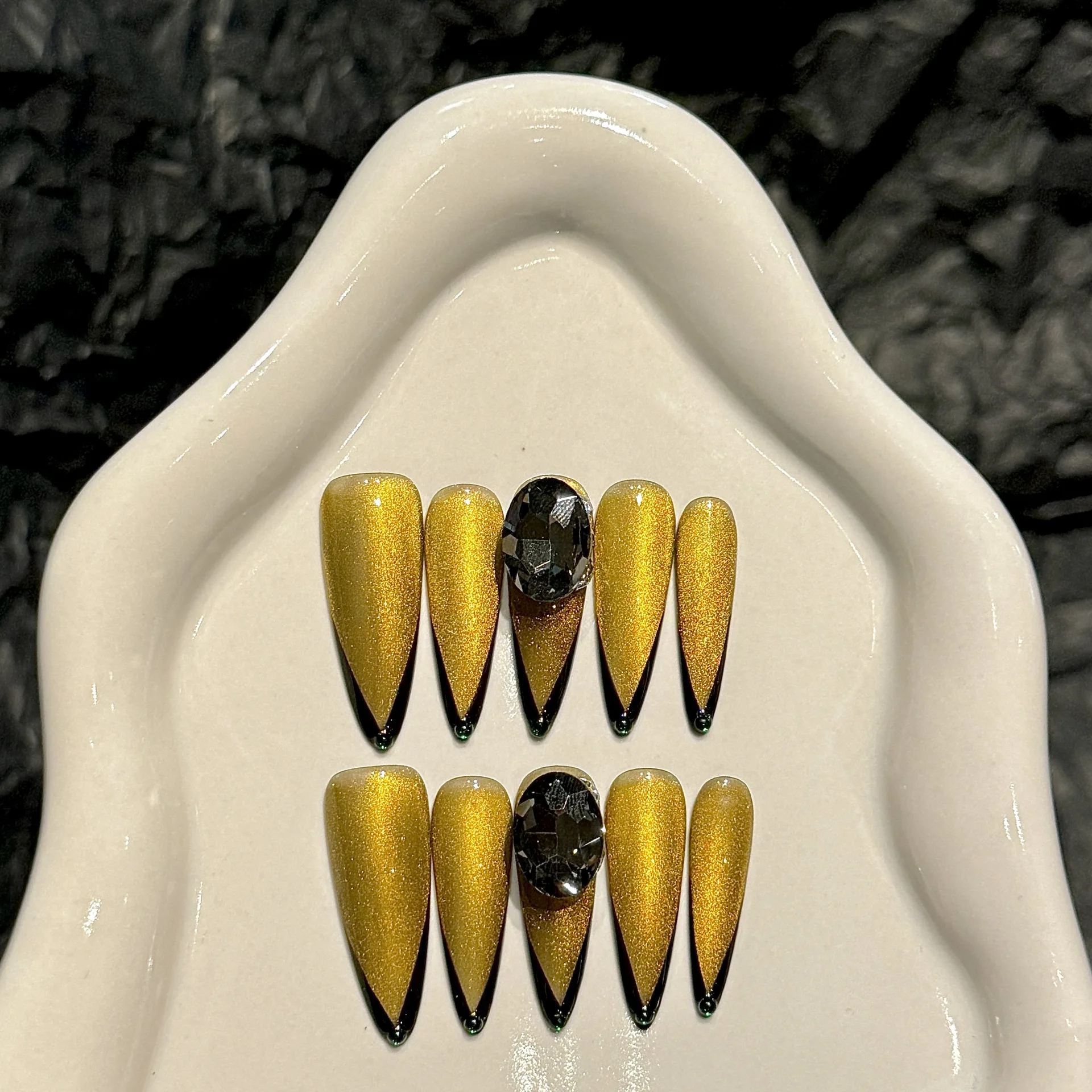 10 PCS Luxury Handmade Press on Nails Long Drop Senior sense Design with 3-PIECE Tool Adhesive Nail Glue Tabs
10 PCS Luxury Handmade Press on Nails Long Drop Senior sense Design with 3-PIECE Tool Adhesive Nail Glue Tabs