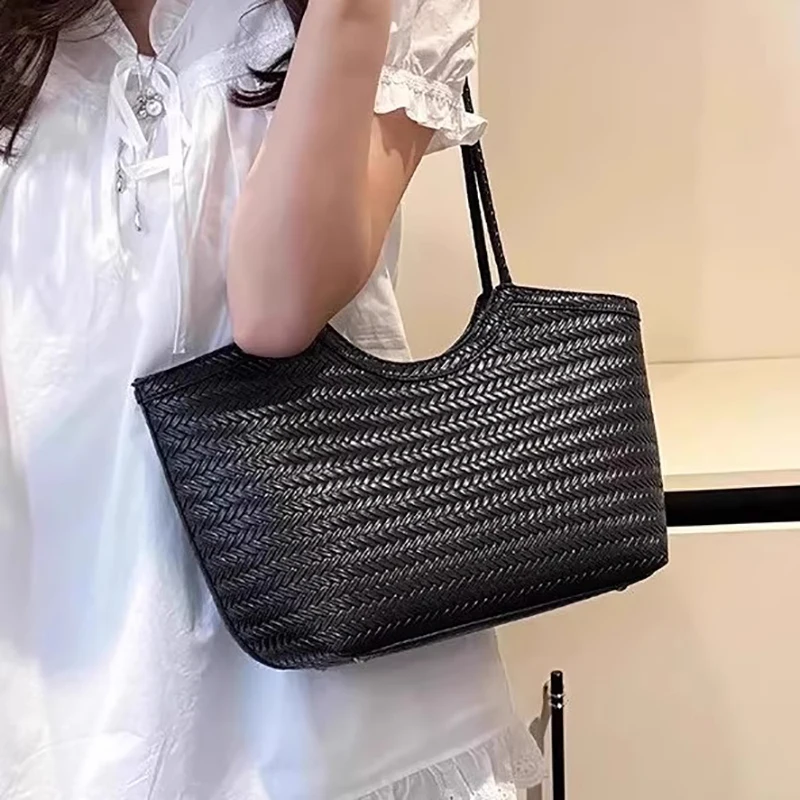 Large Capacity Commuter Woven Pattern Bag,Women's2026New high-end vegetable basket bag,Fashionable Versatile Tote Bag,Flower Bas
Large Capacity Commuter Woven Pattern Bag,Women's2026New high-end vegetable basket bag,Fashionable Versatile Tote Bag,Flower Bas