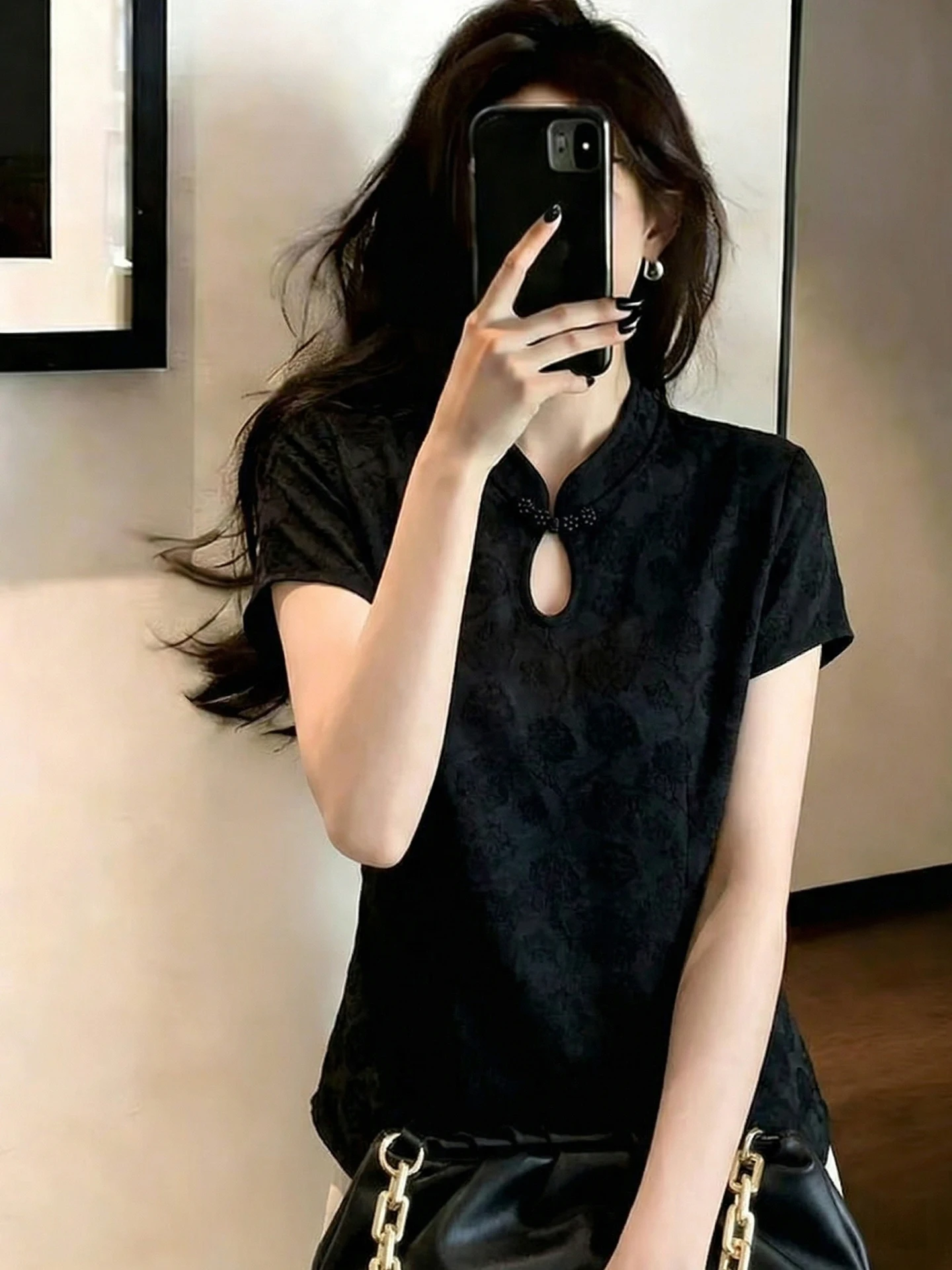 Elegant Hollow out Button up Shirt Chinese Style Versatile Base Layer Top for Women Summer Fashion Gracious Ageless Design
Elegant Hollow out Button up Shirt Chinese Style Versatile Base Layer Top for Women Summer Fashion Gracious Ageless Design