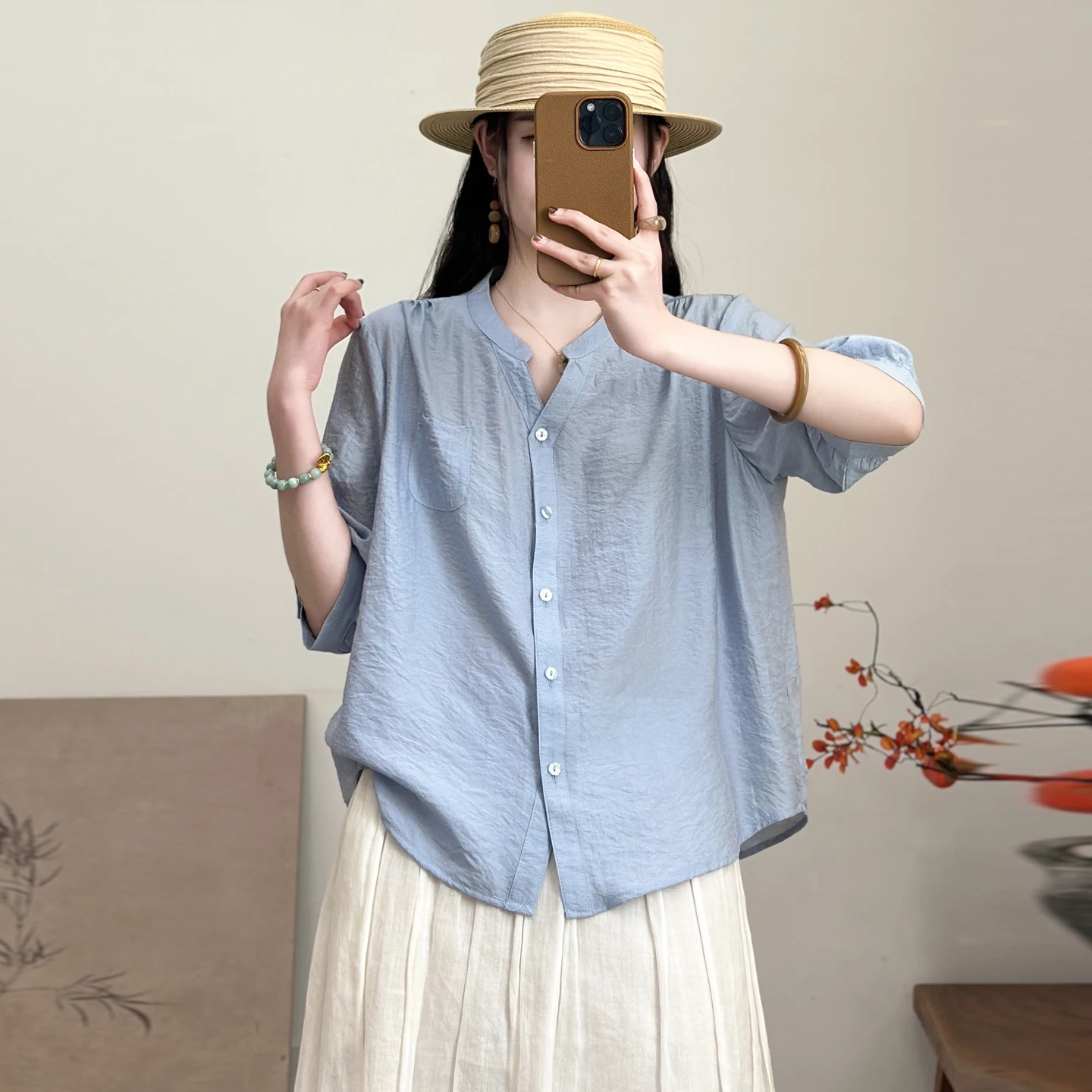 Loose V-Neck Shirt Outerwear Single Button Five Sleeve Women's Casual Fashion Spring Summer New Style plus Size Clothes
Loose V-Neck Shirt Outerwear Single Button Five Sleeve Women's Casual Fashion Spring Summer New Style plus Size Clothes