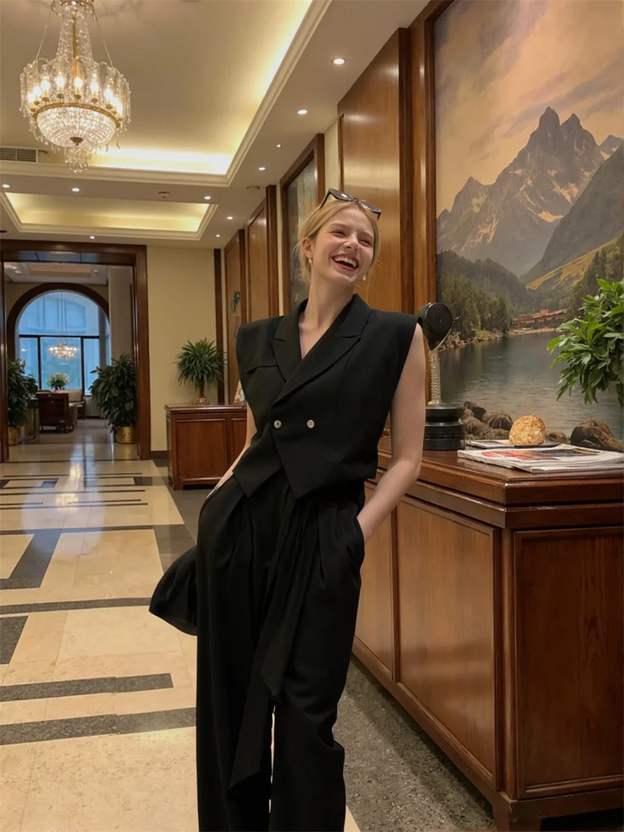 Женские элегантные жилеты, женские жилеты, универсальные осенние черные модные корейские стильные деловые спецодежды, профессиональная простая современная одежда
Женские элегантные жилеты, женские жилеты, универсальные осенние черные модные корейские стильные деловые спецодежды, профессиональная простая современная одежда