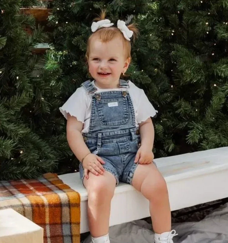 2023 Baby Boy Girl Overalls INS Toddler Denim Jumpsuit Clothes Unisex Infant Summer All-match Casual Pants 1 2 3 Y Kid Daily Set
2023 Baby Boy Girl Overalls INS Toddler Denim Jumpsuit Clothes Unisex Infant Summer All-match Casual Pants 1 2 3 Y Kid Daily Set