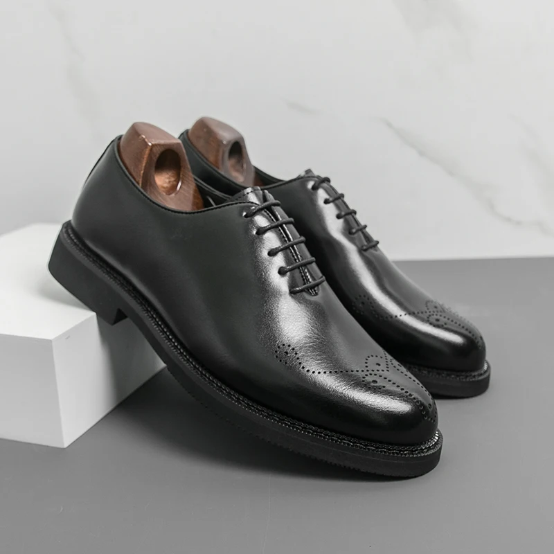Classic Men Brogues Shoes Color Lace-up Casual Business Office Brand Shoes Wedding Banquet Shoes Sizes 38-46 Men Leather Shoes
Classic Men Brogues Shoes Color Lace-up Casual Business Office Brand Shoes Wedding Banquet Shoes Sizes 38-46 Men Leather Shoes