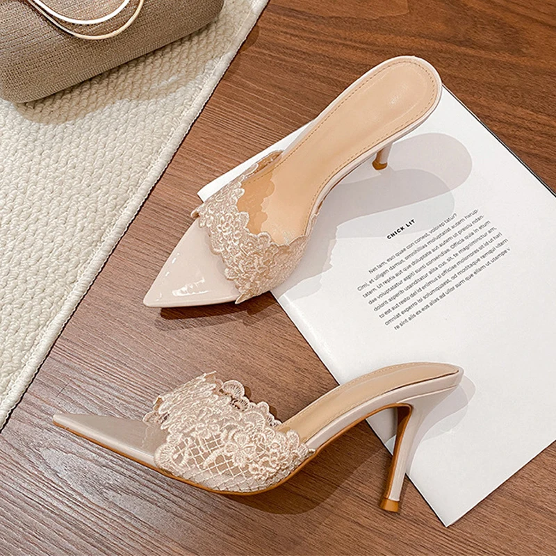 Eilyken Summer Design Hollow Out Flower Pointed Toe Woman Slippers Fashion Thin High Heels Banquet Party Slides Shoes
Eilyken Summer Design Hollow Out Flower Pointed Toe Woman Slippers Fashion Thin High Heels Banquet Party Slides Shoes