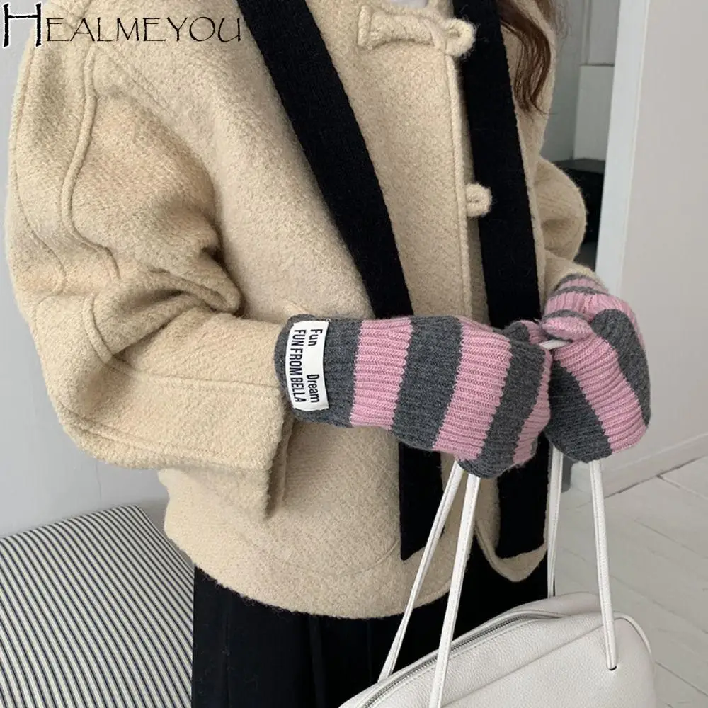 Simple Thickened Winter Warm Riding Gloves Preppy Lengthened Striped Gloves Cold-proof Korean Electric Vehicle Gloves Girl
Simple Thickened Winter Warm Riding Gloves Preppy Lengthened Striped Gloves Cold-proof Korean Electric Vehicle Gloves Girl
