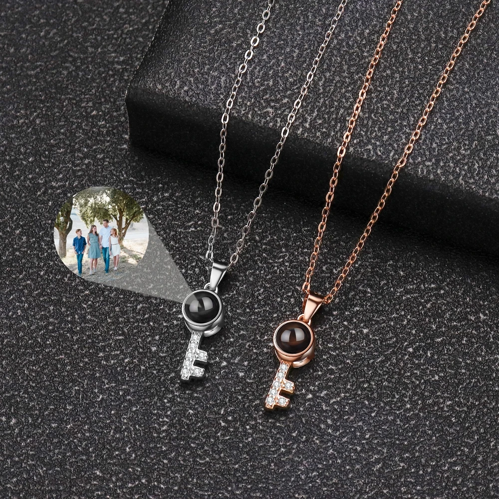 Twinkling Custom Photo Projection Photo Necklace for Women Girl Heart Key Pendant Necklace Birthday Gift Choice Special Jewelry
Twinkling Custom Photo Projection Photo Necklace for Women Girl Heart Key Pendant Necklace Birthday Gift Choice Special Jewelry
