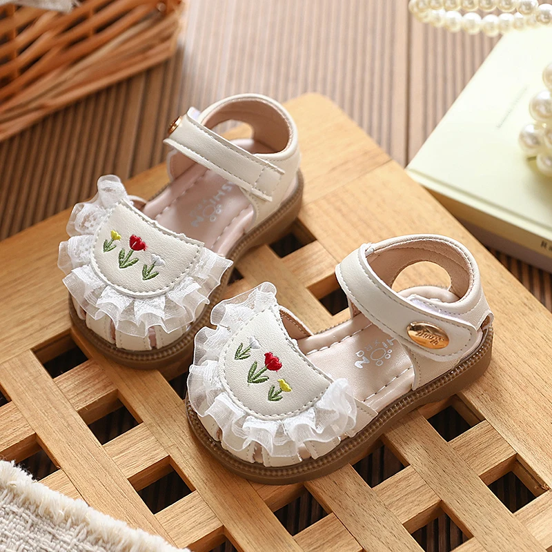 Baby Walking Shoes Sweet Lace Toddler Sandals Versatile Soft Bottom 2026 Summer New Kids Beach Shoes Non-slip Casual
Baby Walking Shoes Sweet Lace Toddler Sandals Versatile Soft Bottom 2026 Summer New Kids Beach Shoes Non-slip Casual