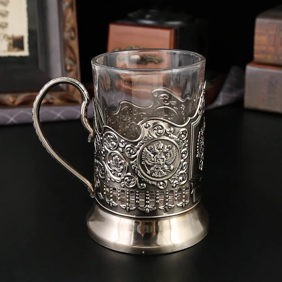 Vintage Style Whiskey Glass Classic Glass Cup Craft Ornament Creative Business Gift Souvenir Desktop Decor
Vintage Style Whiskey Glass Classic Glass Cup Craft Ornament Creative Business Gift Souvenir Desktop Decor