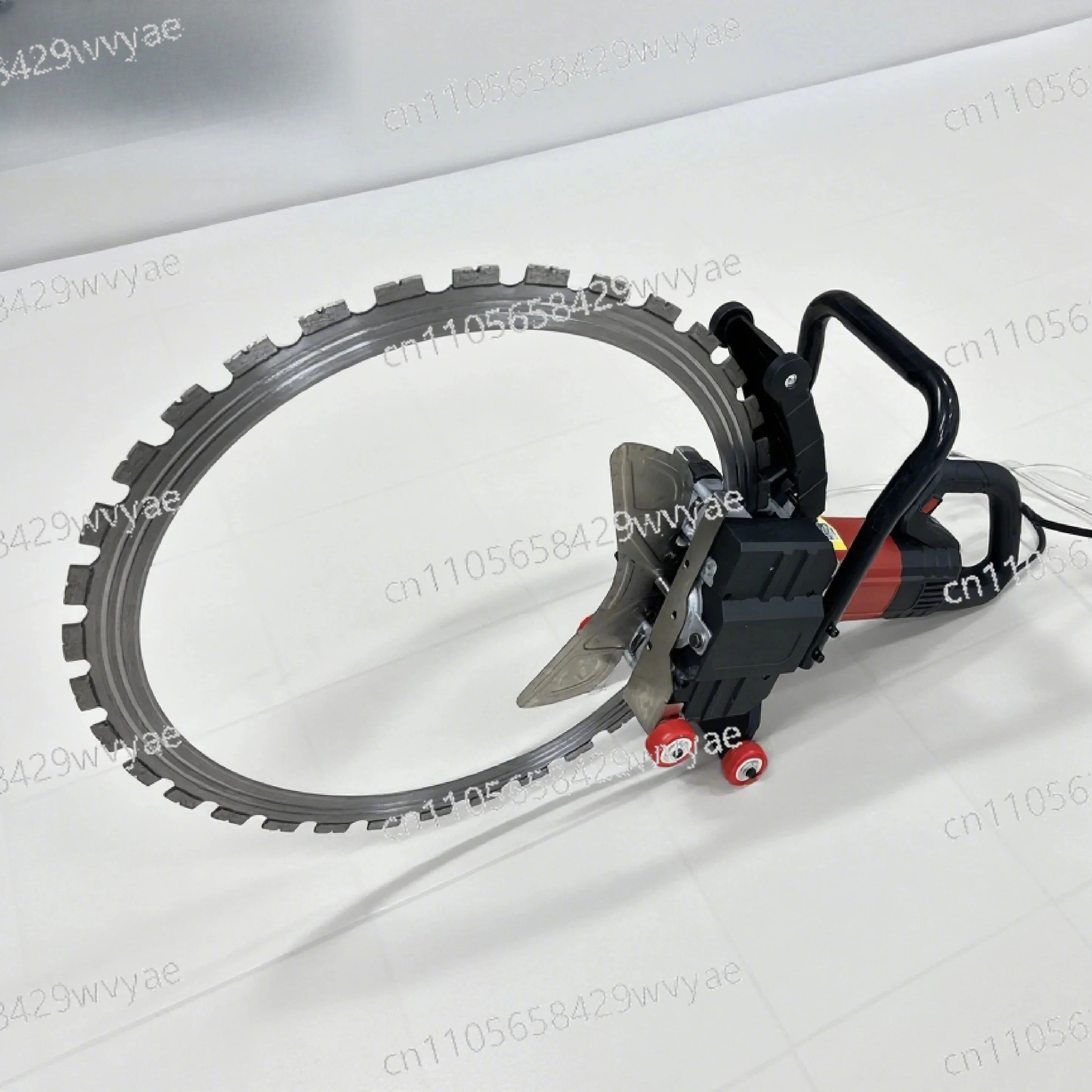 The Latest Model of Concrete Cutting Machine, Circular Saw Cutting Machine, Has A Maximum Cutting Depth of 500mm with Blades
The Latest Model of Concrete Cutting Machine, Circular Saw Cutting Machine, Has A Maximum Cutting Depth of 500mm with Blades