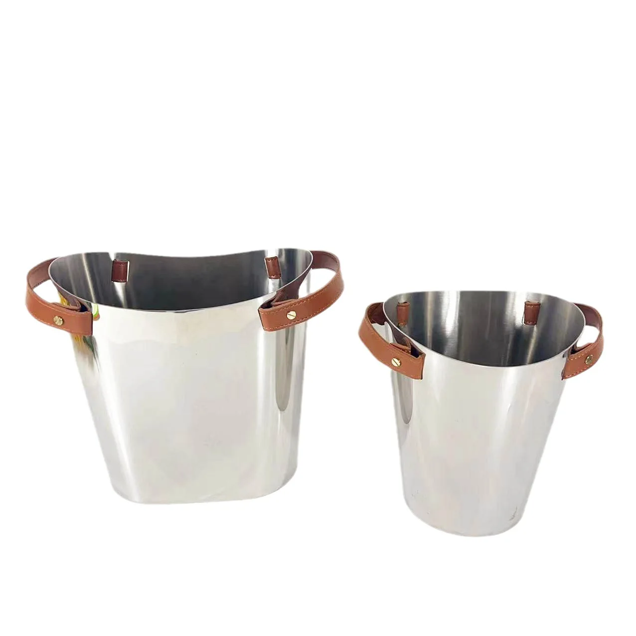 DSA Modern Light Luxury Stainless Steel Metal Leather Champagne Red Wine Ice Bucket Decoration Creative Ornament Kitchen Bar
DSA Modern Light Luxury Stainless Steel Metal Leather Champagne Red Wine Ice Bucket Decoration Creative Ornament Kitchen Bar