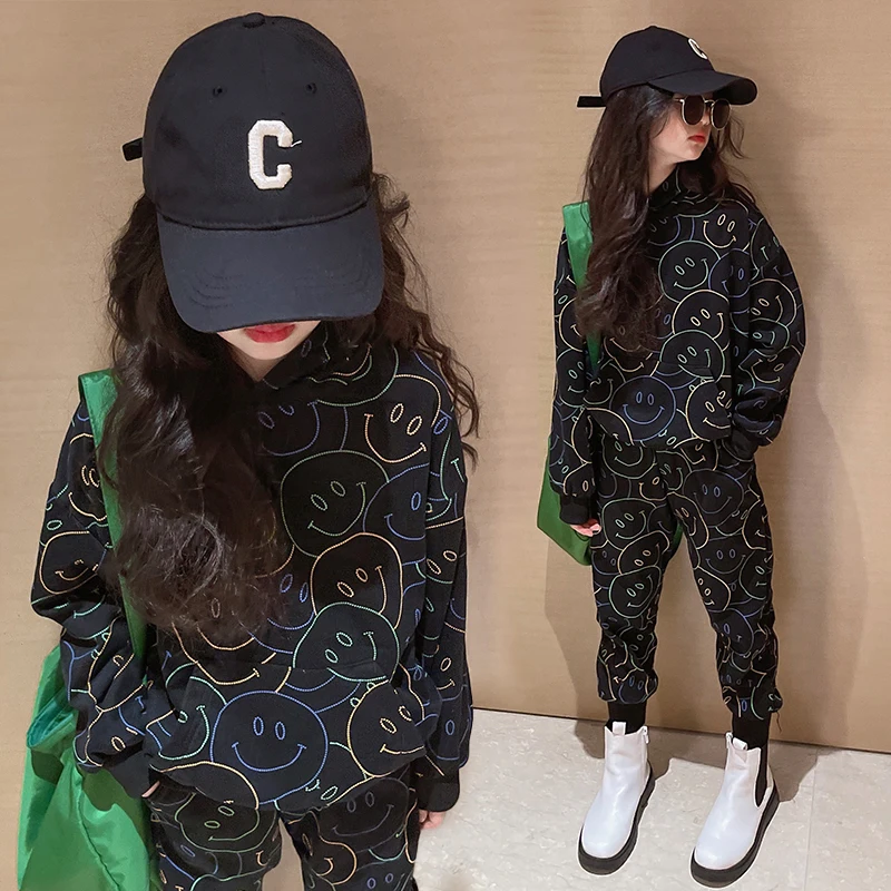 Children's Clothing Teens Girls Casual Hooded Tracksuit Spring Autumn Sportswear Fashion Cartoon Smiley Printed Cotton Kids Sets
Children's Clothing Teens Girls Casual Hooded Tracksuit Spring Autumn Sportswear Fashion Cartoon Smiley Printed Cotton Kids Sets