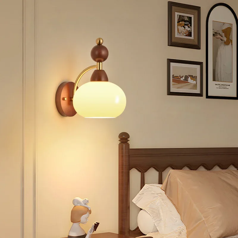 Medieval style lamp wabi-sabi bedside lamp American retro wood art bedroom dining room atmosphere wall lamp aisle
Medieval style lamp wabi-sabi bedside lamp American retro wood art bedroom dining room atmosphere wall lamp aisle