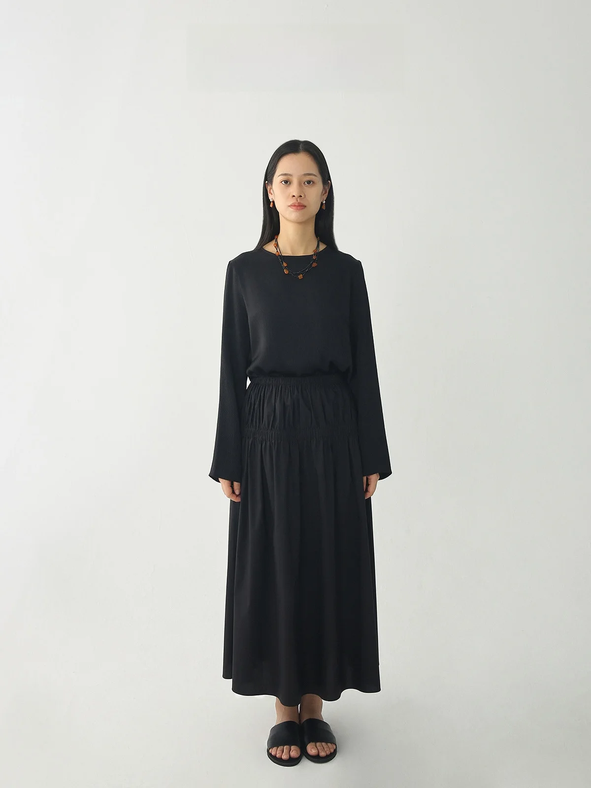 Юбка А-силуэта с плиссировкой Lin Zhi 2023, новая коллекция, универсальная, стройнящая, женская, средней длины.
Юбка А-силуэта с плиссировкой Lin Zhi 2023, новая коллекция, универсальная, стройнящая, женская, средней длины.