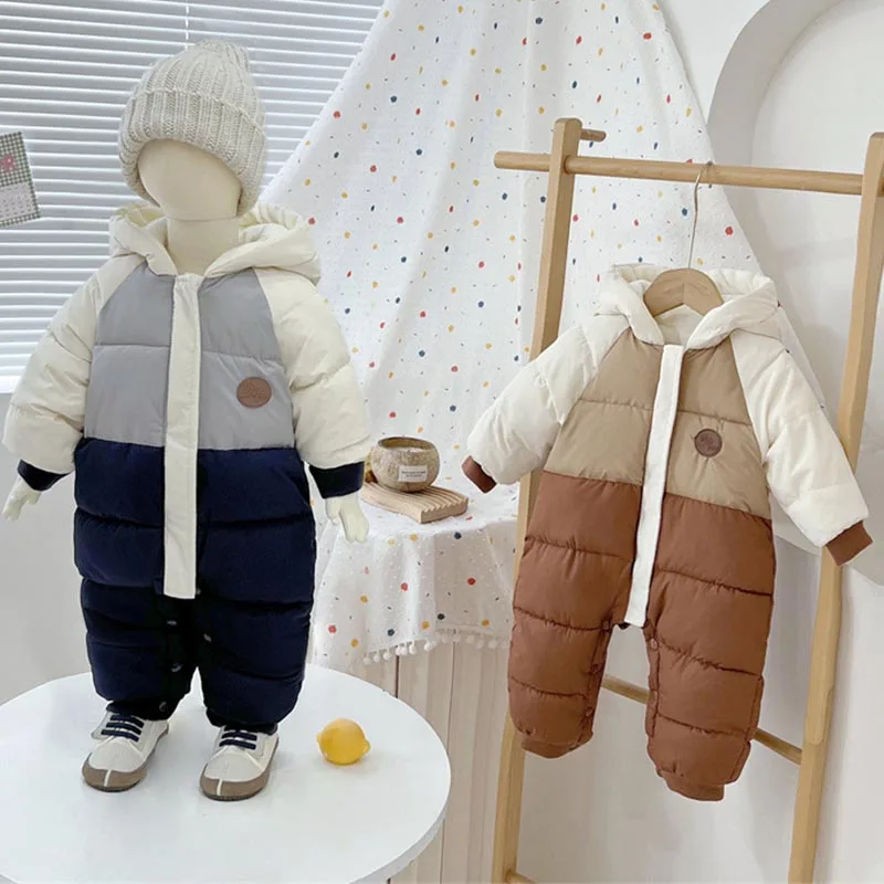 Newborn Baby Winter Romper Set with Fleece Lining Unisex Baby Onesie Set for Boys and Girls Outerwear Baby Wrap
Newborn Baby Winter Romper Set with Fleece Lining Unisex Baby Onesie Set for Boys and Girls Outerwear Baby Wrap