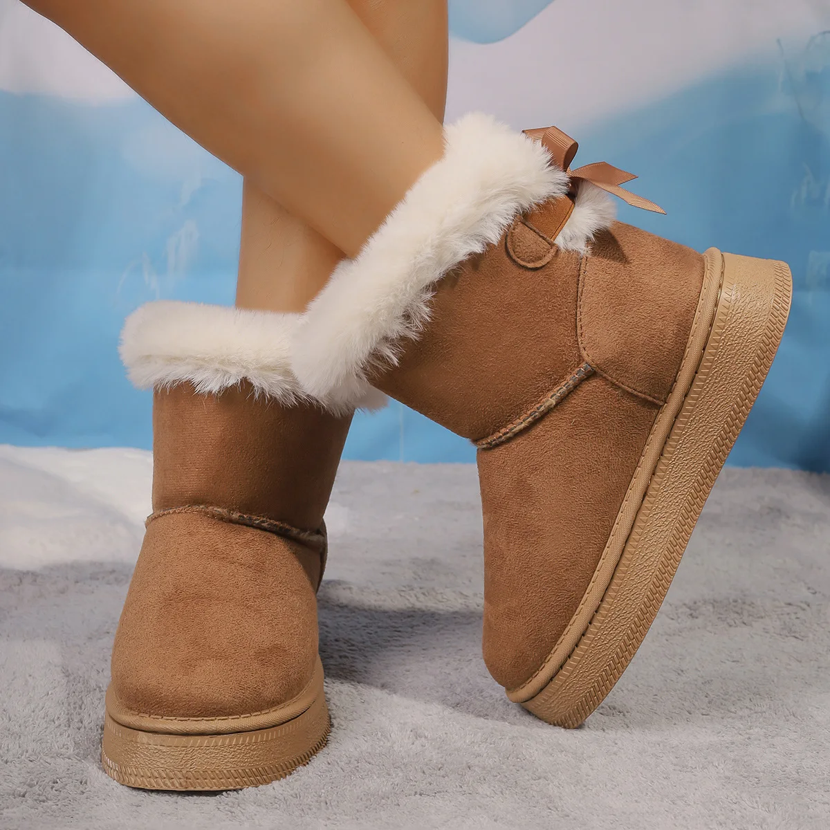Snow Boots for Women 2025 Winter New Cashmere Warm Thick Soles Without Heel-covered Cotton Shoes for Women Snow boots
Snow Boots for Women 2025 Winter New Cashmere Warm Thick Soles Without Heel-covered Cotton Shoes for Women Snow boots