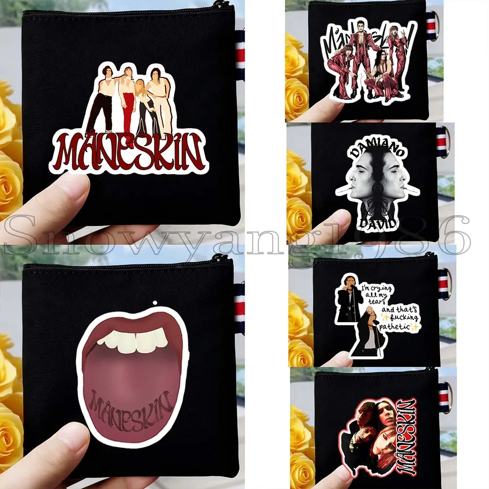 6PCS Maneskin Damiano David Italia Music Band MAMMAMIA Victoria Canvas Coin Purse Bag Small Square Key Card Bag Wallet Pouch
6PCS Maneskin Damiano David Italia Music Band MAMMAMIA Victoria Canvas Coin Purse Bag Small Square Key Card Bag Wallet Pouch