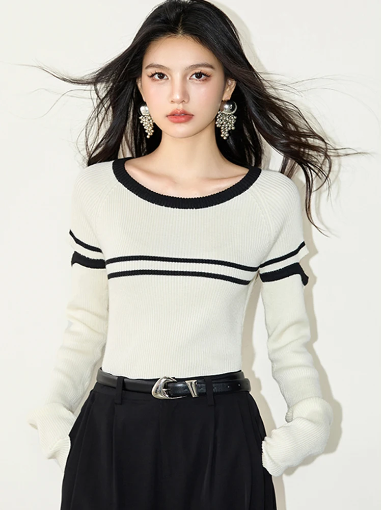 2025 Autumn Winter Women's Knitted Sweater Pullover Korean Fashion Elegant Sexy Hollow Long Sleeve Casual Knitwear Tops
2025 Autumn Winter Women's Knitted Sweater Pullover Korean Fashion Elegant Sexy Hollow Long Sleeve Casual Knitwear Tops