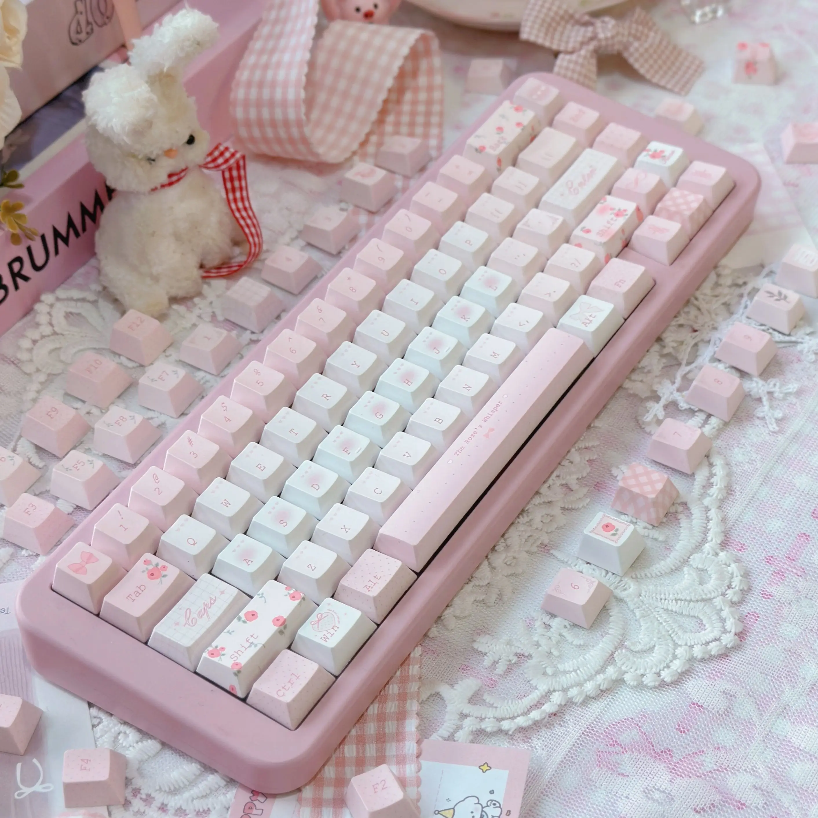 Rose Whisper Pink Keycaps Five-Sided Sublimation Cherry Pbt Cute Personality Adapted To Mechanical Aula F75/F99 Keyboard Keycaps
Rose Whisper Pink Keycaps Five-Sided Sublimation Cherry Pbt Cute Personality Adapted To Mechanical Aula F75/F99 Keyboard Keycaps