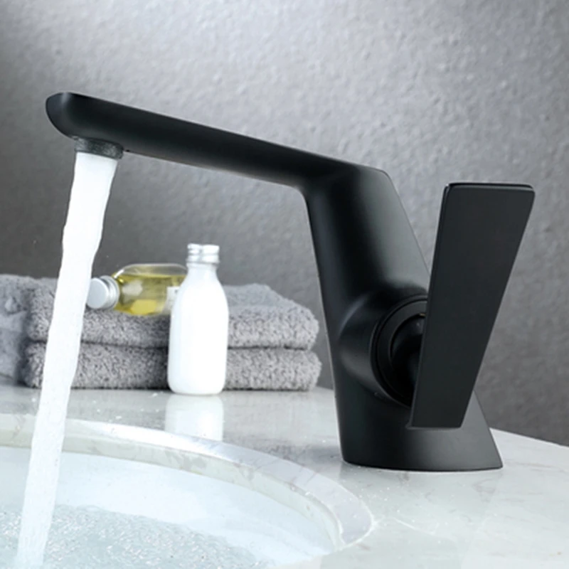 Modern Brass Black Bathroom sink faucet One hole One handle Basin mixer Tap Cold hot water Fashion design Bathroom Tap,Chrome
Modern Brass Black Bathroom sink faucet One hole One handle Basin mixer Tap Cold hot water Fashion design Bathroom Tap,Chrome